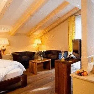 Hotel Hotel Villa Tirol 4*