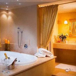 Hotel Villa Tirol Hotel 4*