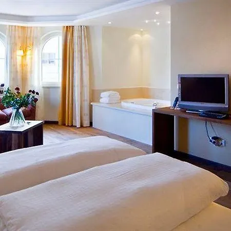 Hotel Villa Tirol